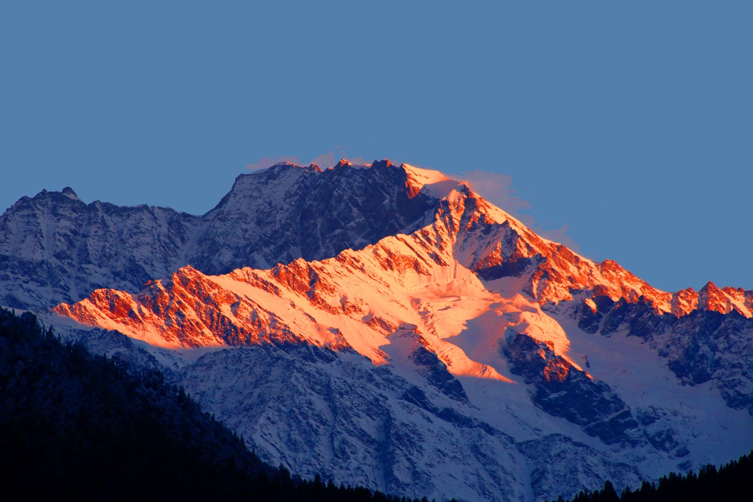 Sunrise in Srikhand in Kalpa