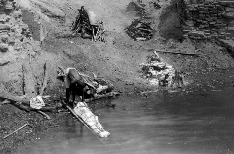 View-of-Burning-Ghat