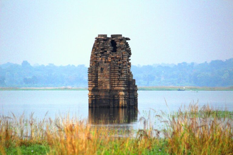 Submerged_Deul_of_Telkupi