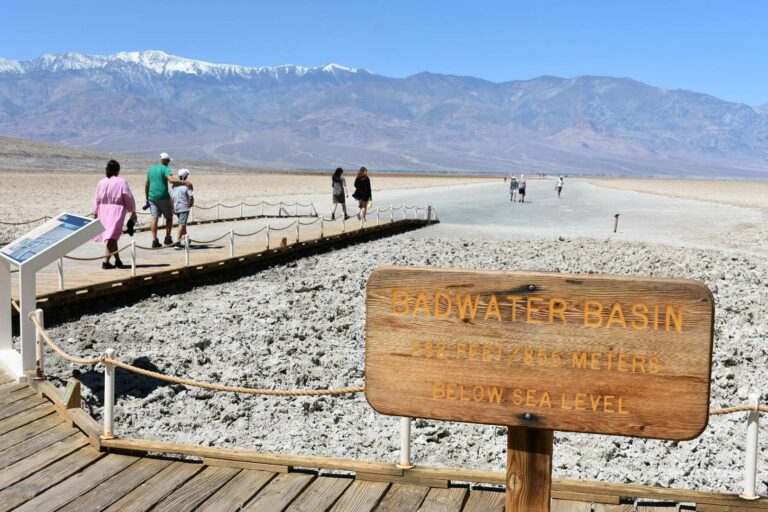 Way to Bad water basin