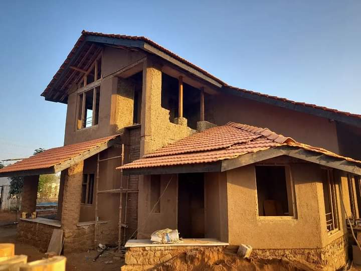 Mud house designed by Anujna Nutan Dnyaneshwar