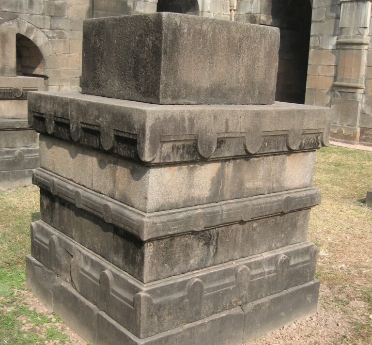 Pillar_Baro Sona Maszid