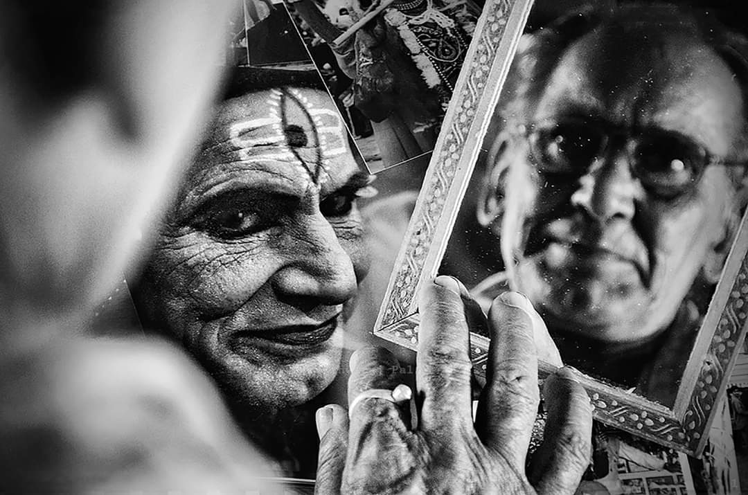 photo story Behrupiya cover