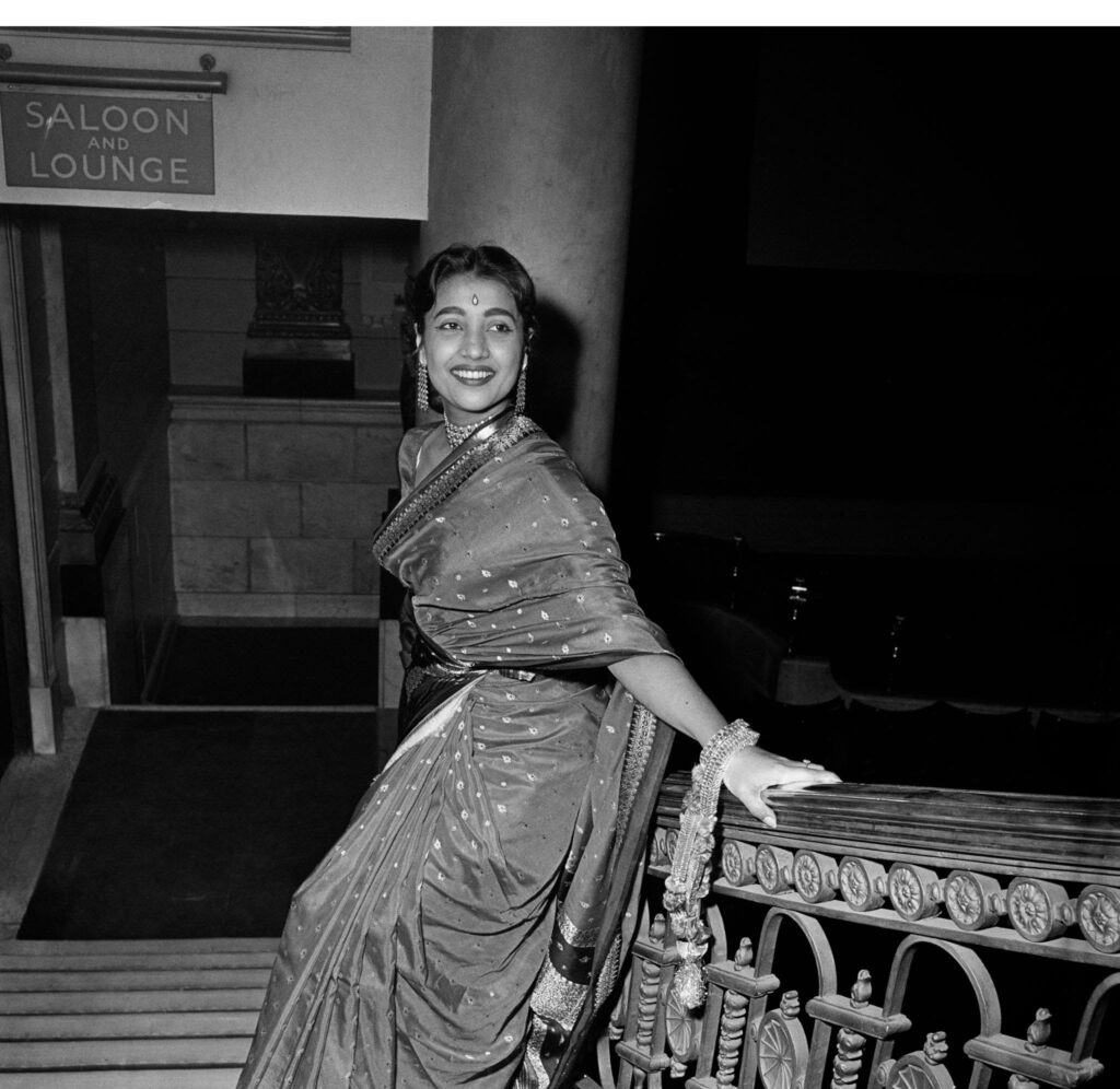 Avik_Chattopadhyay_Suchitra_Sen