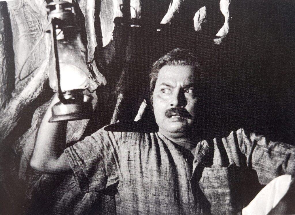 Noishobhoj_Manoj Mitra